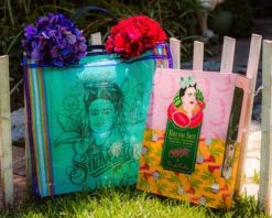 Suavecita X Frida Kahlo Brush Set -Personal Care Products Suavecita Frida Hollywood Shoot AB 30 cropped