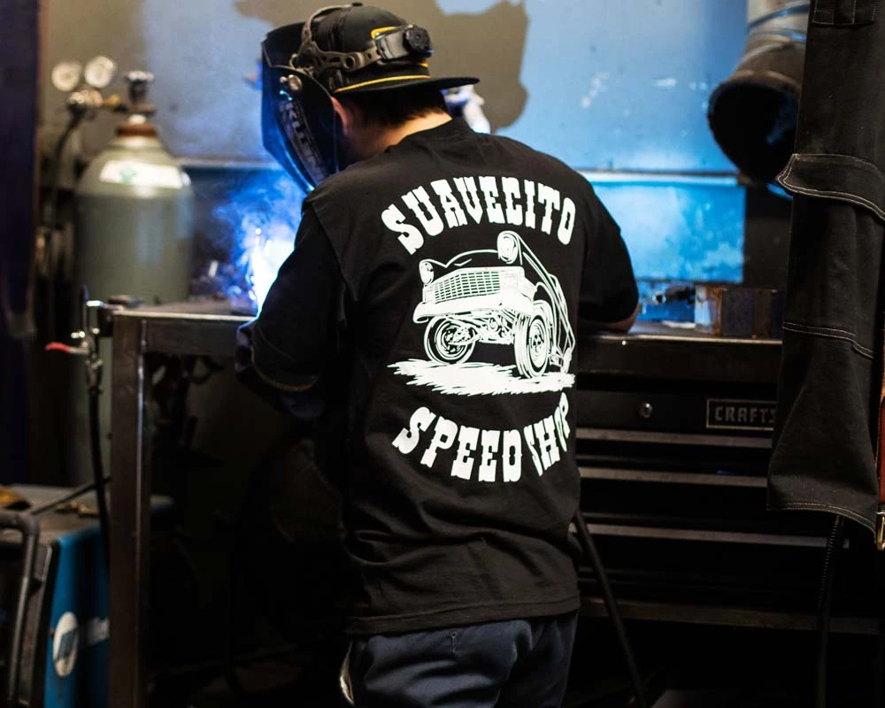 Gasser Tee 5 Gasser Tee - Image 3