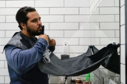 Beard Grooming Cape - Black -Personal Care Products suavecito beard grooming kit